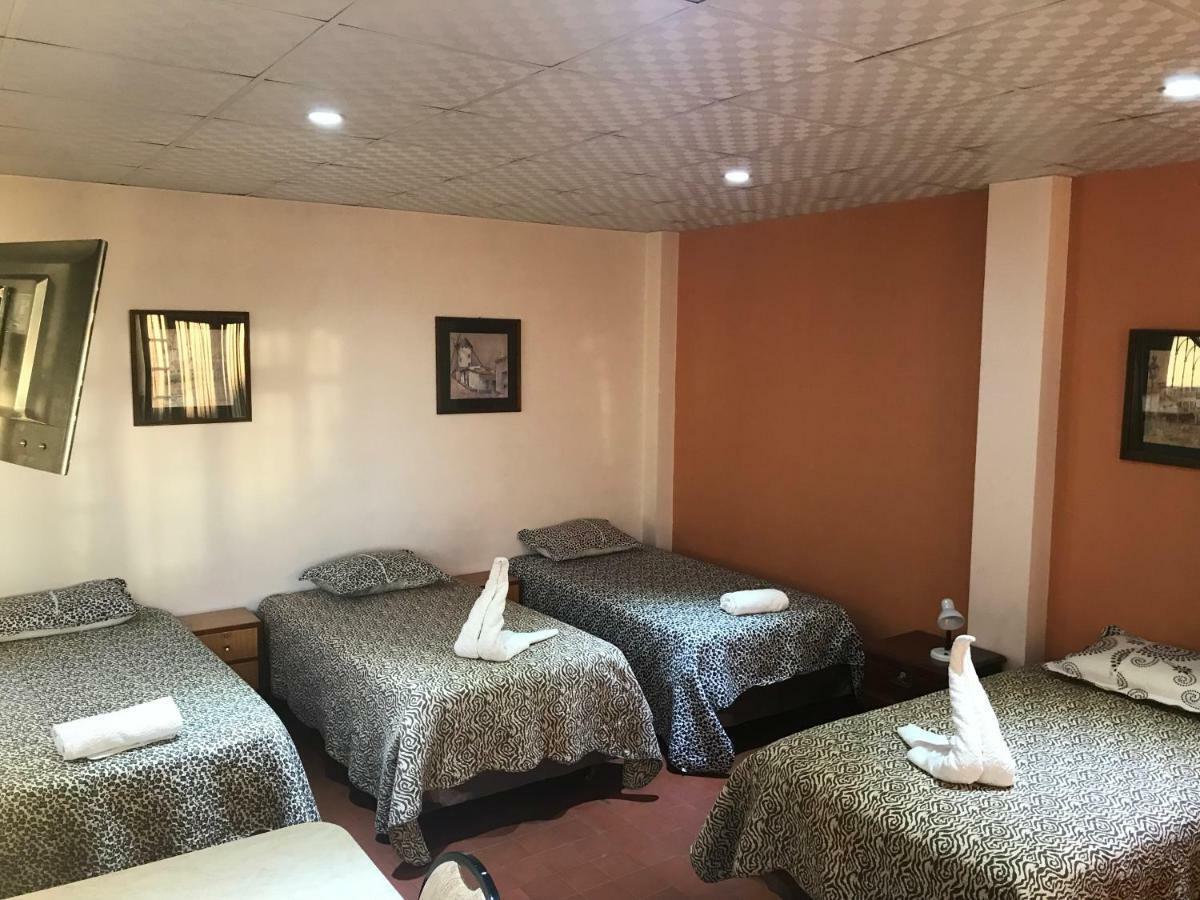 סוקרה Cittadella Hostal מראה חיצוני תמונה