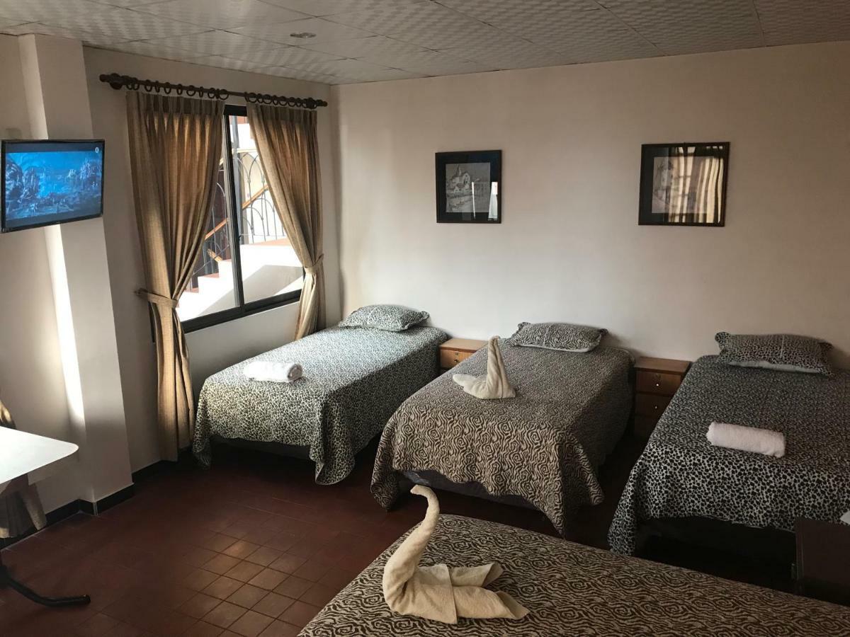 סוקרה Cittadella Hostal מראה חיצוני תמונה