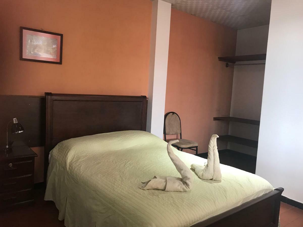 סוקרה Cittadella Hostal מראה חיצוני תמונה